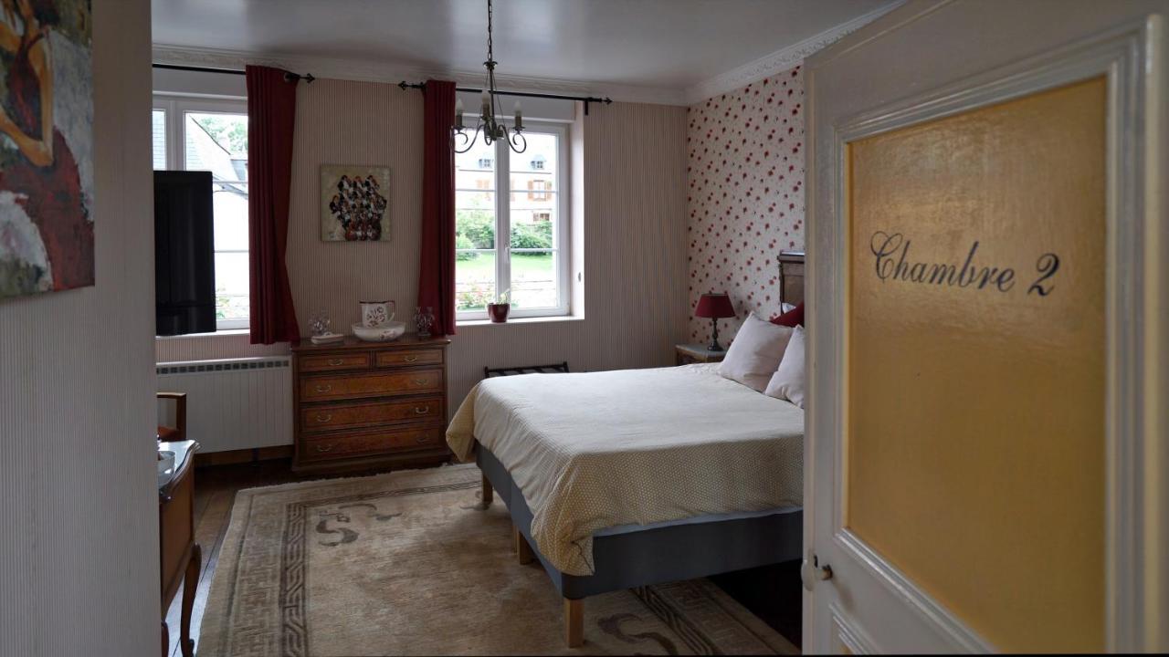 Chambres&Table d'hôtes Au Chapitre Rozoy-sur-Serre Exterior foto