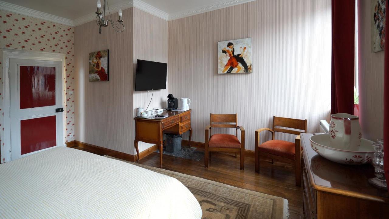 Chambres&Table d'hôtes Au Chapitre Rozoy-sur-Serre Exterior foto