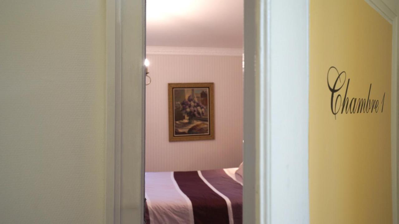 Chambres&Table d'hôtes Au Chapitre Rozoy-sur-Serre Exterior foto